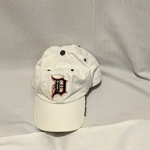 47 Brand White Kids Cap with Orange and Black 'D' Logo